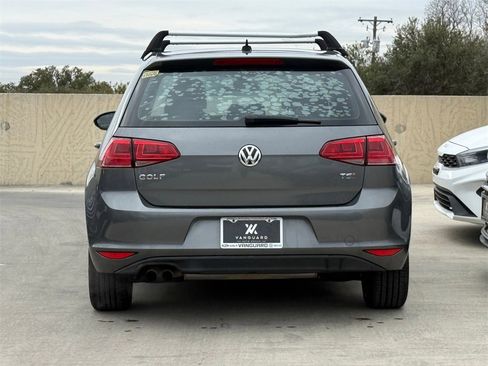 Used 2017 Volkswagen Golf Wolfsburg Edition image 8