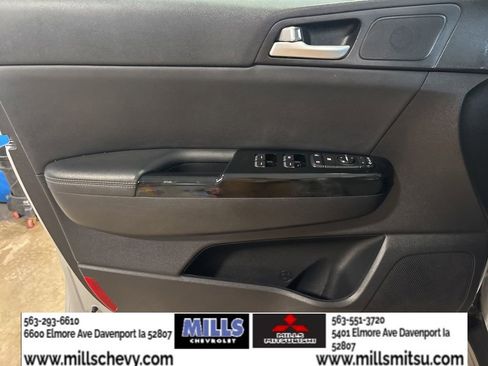 Used 2019 Kia Sportage EX w/ EX Premium Package image 9