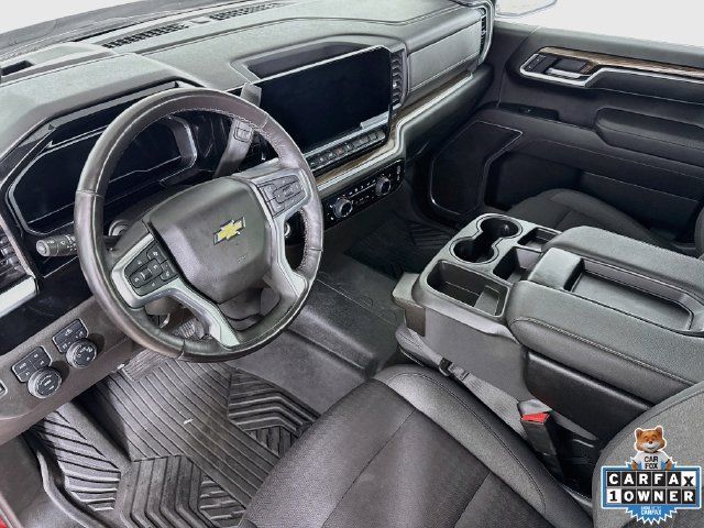 Used 2022 Chevrolet Silverado 1500 LT AWD/4WD image 14