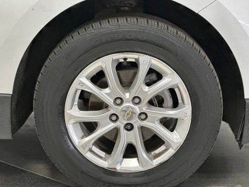 Used 2020 Chevrolet Equinox LS w/ LS Convenience Package AWD/4WD image 25