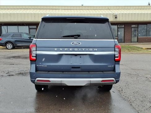 Used 2023 Ford Expedition Max Platinum image 4