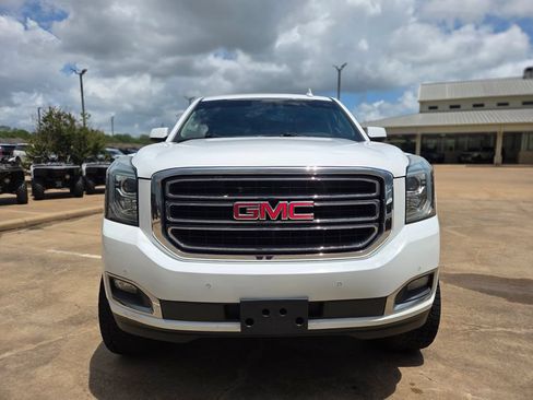 Used 2018 GMC Yukon SLT w/ Open Road Package AWD/4WD image 2
