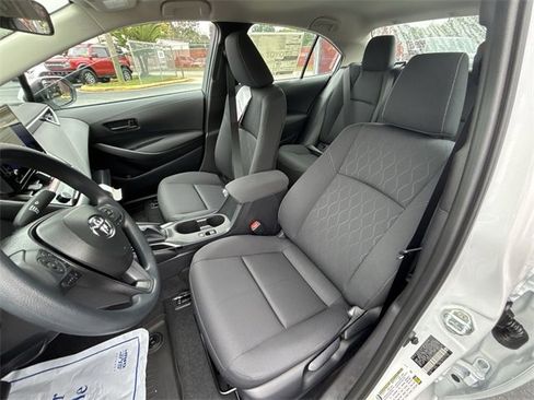New 2025 Toyota Corolla LE image 12