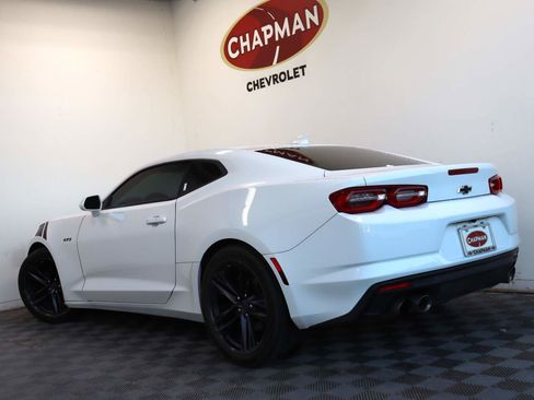 Certified 2021 Chevrolet Camaro LT w/ Technology Package image 4