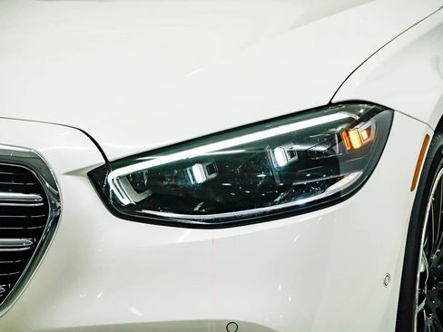 Used 2023 Mercedes-Benz S 500 4MATIC image 7