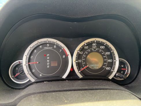 Used 2010 Acura TSX Sedan FWD image 11