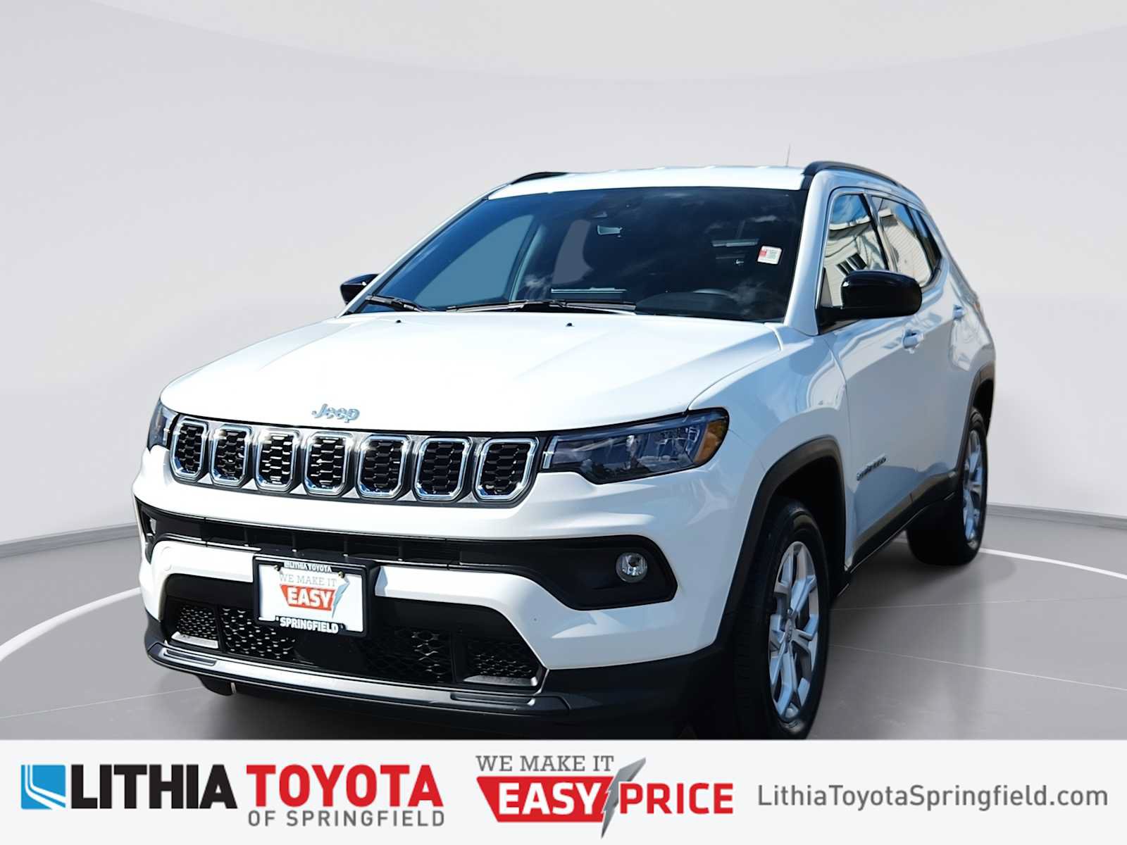 Used 2024 Jeep Compass Latitude AWD/4WD image 1