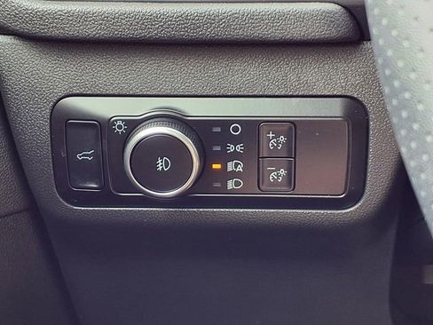 Used 2025 Ford Escape ST-Line Select image 18