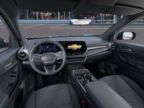 New 2026 Chevrolet Equinox LT w/ Safety and Technology Package AWD/4WD image 15