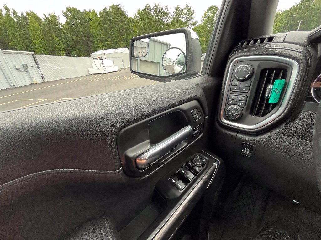 Used 2020 Chevrolet Silverado 1500 LTZ AWD/4WD image 17