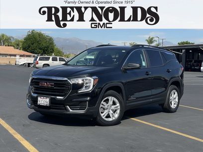 Used 2023 GMC Terrain SLE w/ Driver Convenience Package