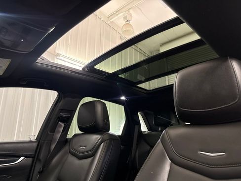 Used 2022 Cadillac XT5 Premium Luxury FWD image 36