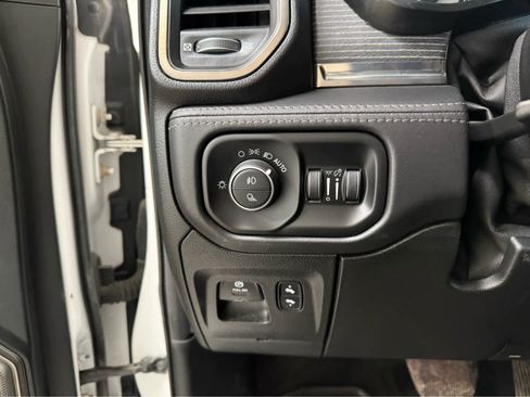 Used 2020 RAM 1500 Limited AWD/4WD image 25