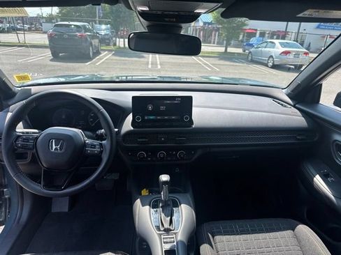 Used 2024 Honda HR-V Sport image 15