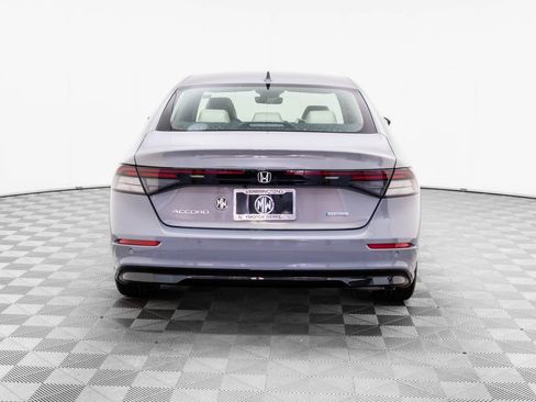 Certified 2025 Honda Accord EX-L image 5