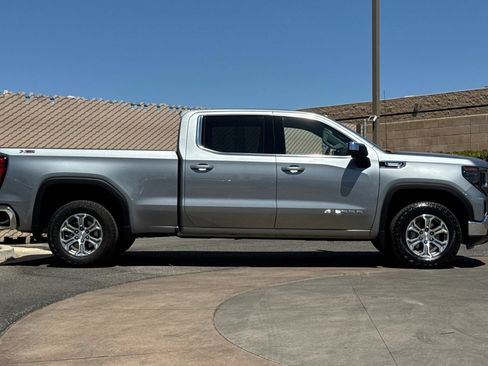 Certified 2024 GMC Sierra 1500 SLE w/ X31 Off-Road Package AWD/4WD image 3