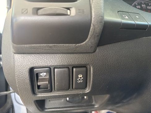 Used 2011 Nissan Altima 2.5 SL w/ 2.5SL Pkg image 17