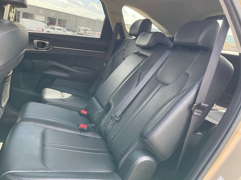 Used 2021 Kia Sorento S AWD/4WD image 15