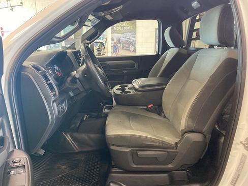 Used 2022 RAM 3500 Tradesman image 12