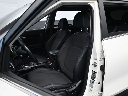 Used 2023 Kia Seltos S FWD image 10