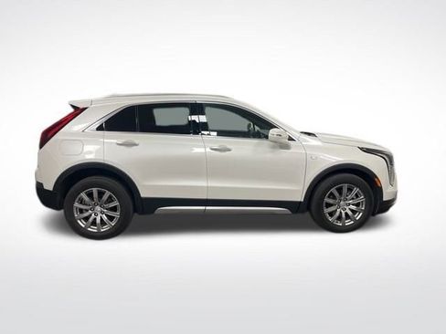 Used 2020 Cadillac XT4 Premium Luxury w/ Enhanced Visibility Package image 7