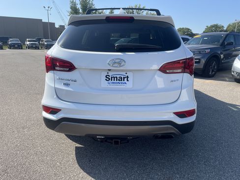 Used 2017 Hyundai Santa Fe Sport w/ 2.4L Tech Package 04 FWD image 10