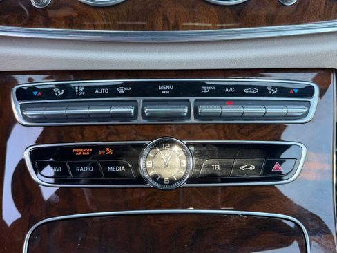 Used 2019 Mercedes-Benz E 450 4MATIC Wagon image 23