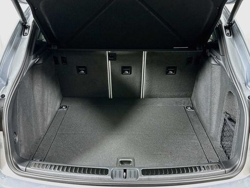 Certified 2026 Porsche Macan AWD/4WD image 28
