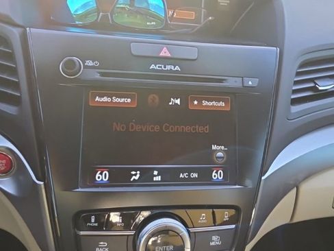 Used 2017 Acura ILX FWD image 16
