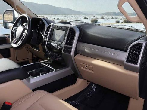 Certified 2020 Ford F250 Lariat w/ Lariat Ultimate Package image 25