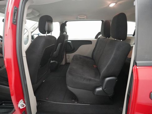 Used 2013 Dodge Grand Caravan American Value Package image 15