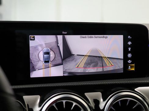 Used 2021 Mercedes-Benz A 220 w/ AMG Line image 30