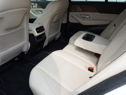 Used 2024 Mercedes-Benz GLE 350 4MATIC image 10