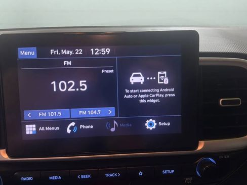 Used 2022 Hyundai Venue SEL w/ Cargo Package FWD image 13