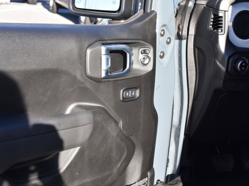 New 2026 Jeep Gladiator Sport image 25