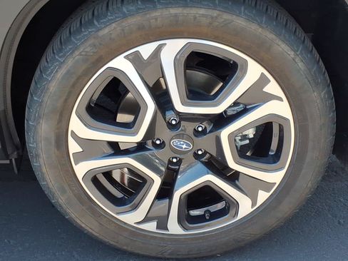 Certified 2023 Subaru Ascent Touring AWD/4WD image 10
