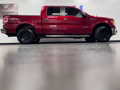 Used 2014 Ford F150 Lariat w/ Lariat Chrome Package AWD/4WD image 3
