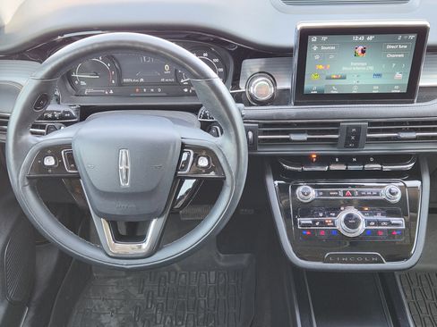 Used 2022 Lincoln Corsair Standard w/ Premium Package image 52