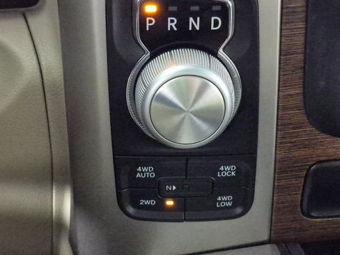 Used 2017 RAM 1500 Laramie w/ Convenience Group image 17