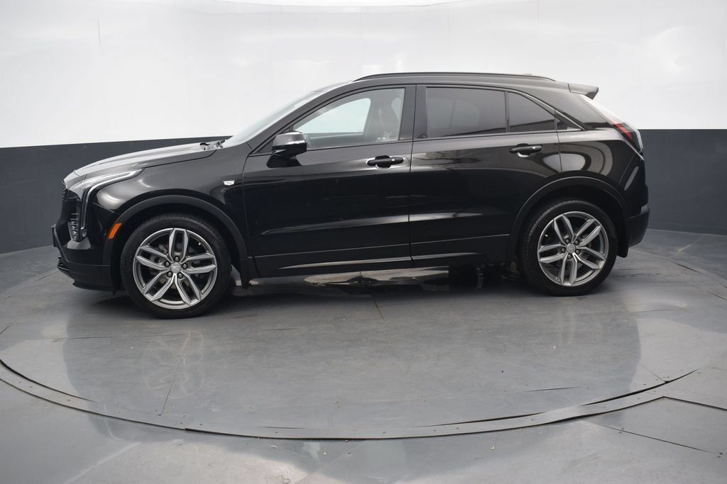 Used 2023 Cadillac XT4 Sport AWD/4WD image 2
