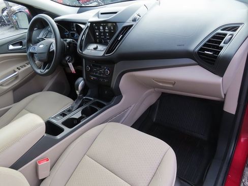 Used 2018 Ford Escape SE w/ SE Sync 3 Package image 41