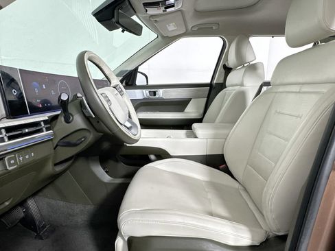 Used 2024 Hyundai Santa Fe Calligraphy AWD/4WD image 9