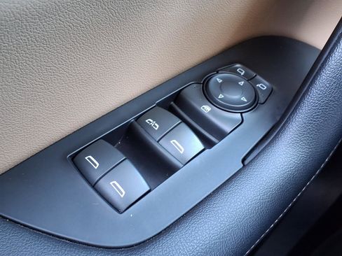 Used 2023 Chevrolet Blazer Premier w/ Enhanced Convenience Package image 23