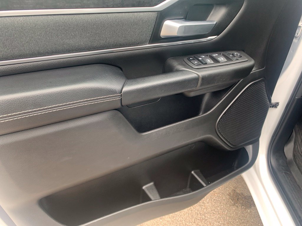 Used 2022 RAM 1500 Big Horn AWD/4WD image 14