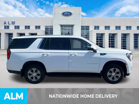Used 2024 GMC Yukon SLE w/ LPO, Floor Liner Package AWD/4WD image 4