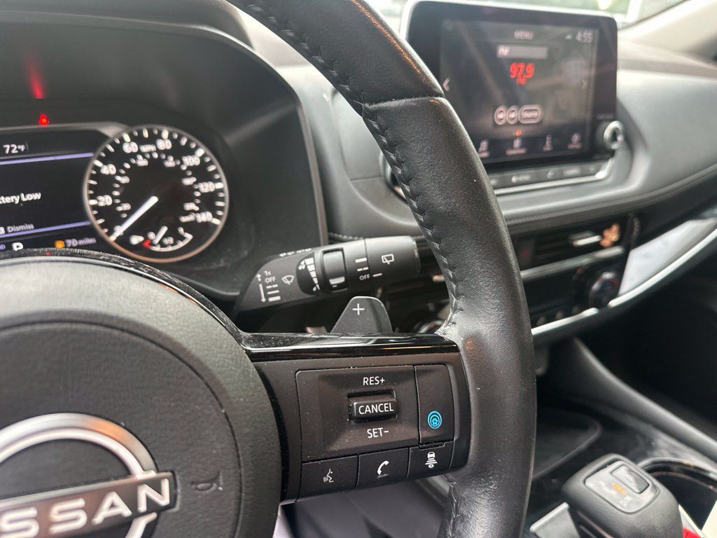 Used 2023 Nissan Rogue SL FWD image 15