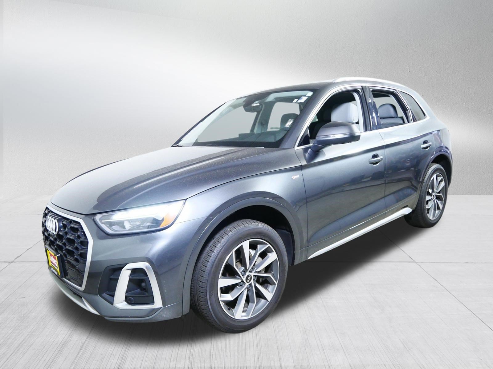 Used 2023 Audi Q5 2.0T Premium Plus w/ Premium Plus Package AWD/4WD image 3