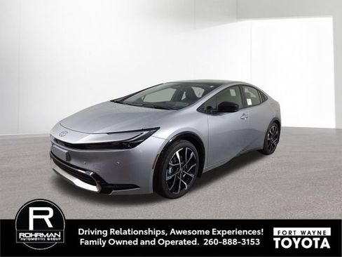 New 2026 Toyota Prius Plug-In Hybrid FWD image 2