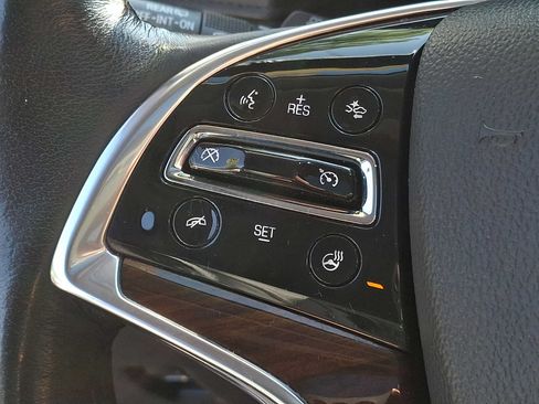 Used 2020 Cadillac Escalade Premium Luxury AWD/4WD image 19
