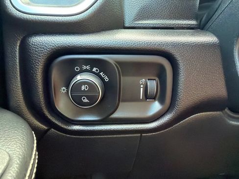 Used 2026 RAM 2500 Big Horn AWD/4WD image 44